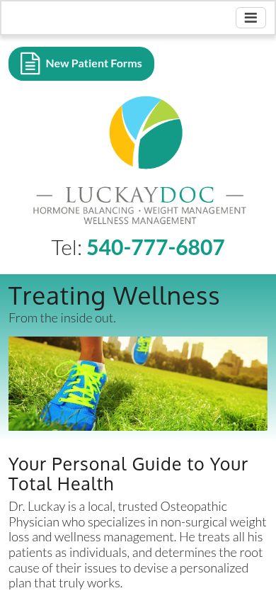 Responsive mobile view of the LuckayDoc website